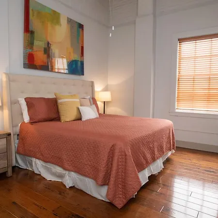 Apartment New French Quarter Delight 13 New Orleans