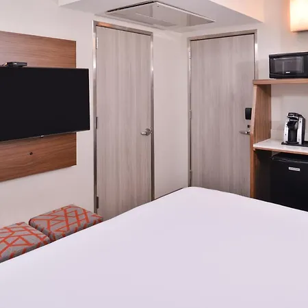 Hotel Express - Arts District By Ihg