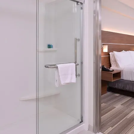 Express - Arts District By Ihg Hotel New Orleans