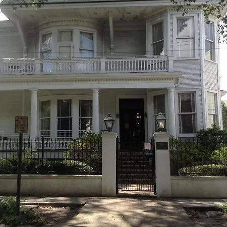 The Queen Anne Bed & Breakfast 3*