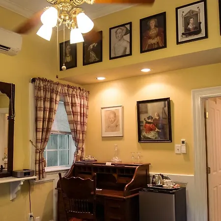 Chez Palmiers 2* New Orleans