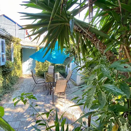 Antonine Upper Garden District 2* New Orleans
