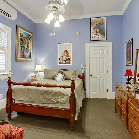 Chez Palmiers Bed & Breakfast 2*