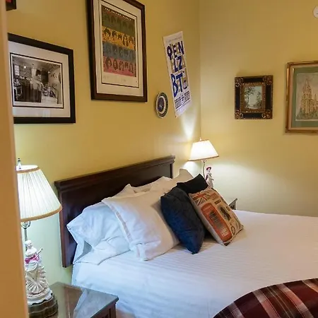 Chez Palmiers Bed & Breakfast New Orleans