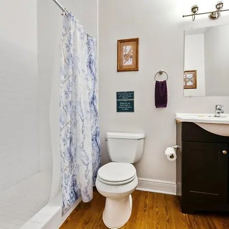 Aparthotel Montgomery House 4*