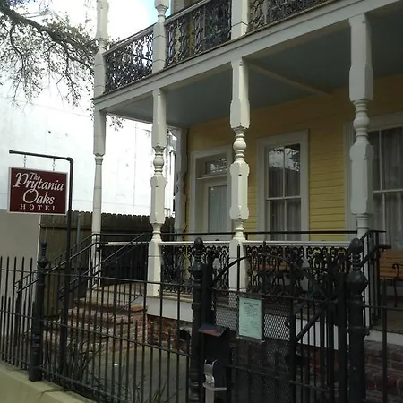 The Prytania Oaks Inn