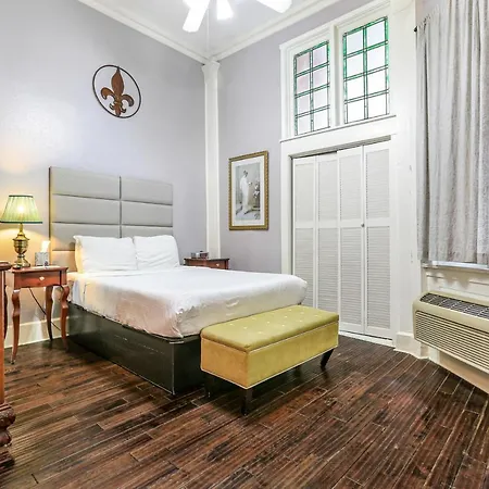 Hotel Rathbone Mansions 3*