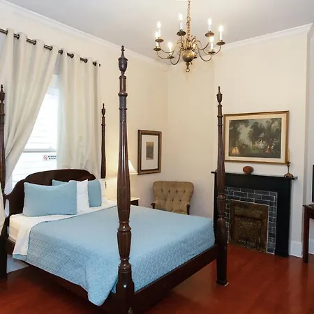 Bed & Breakfast The Esplanade Mansion