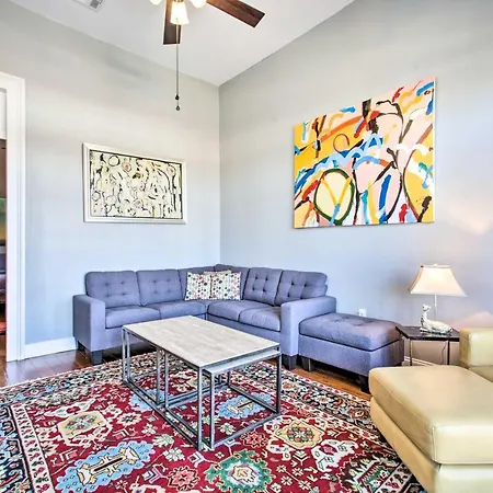 Uptown Nola On Magazine Street W/ Backyard! * New Orleans