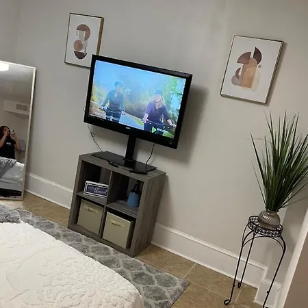 Guest house Pr10 Holy Cross Oasis 30 Day Minimum