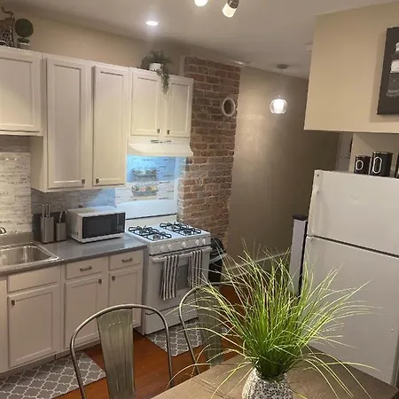 Pr10 Holy Cross Oasis 30 Day Minimum Guest house
