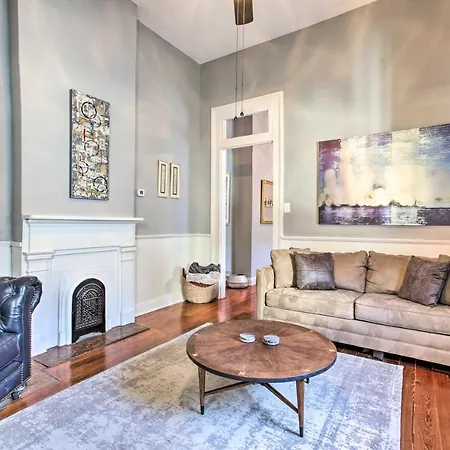 Uptown Nola On Magazine Street W/ Backyard! *