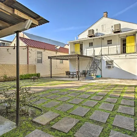 Uptown Nola On Magazine Street W/ Backyard! Apartment