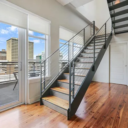 2 Bedroom Elegant In Downtown New Orleans