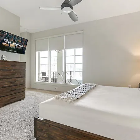 2 Bedroom Elegant In Downtown * New Orleans