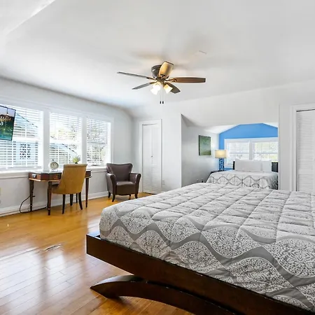 Express Close To Amenities Apartment