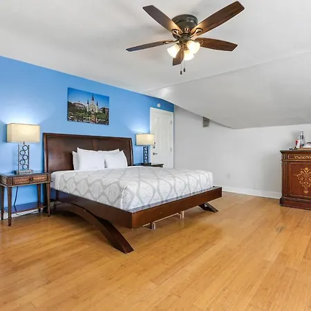 Express Close To Amenities * New Orleans