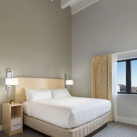 Sonesta Es Downtown Hotel 4*