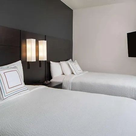 Sonesta Es Convention Center Hotel
