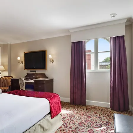 Conti Hotel 3*