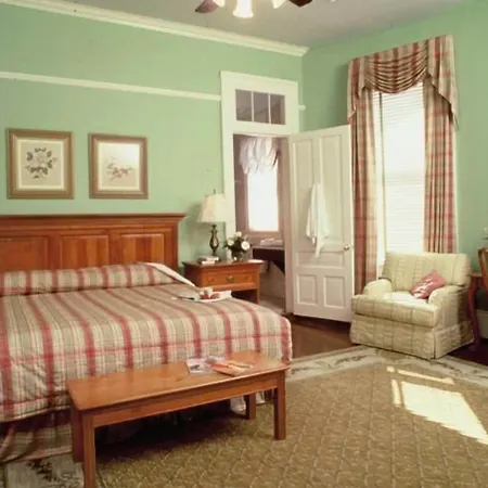 The Queen Anne Bed & Breakfast New Orleans
