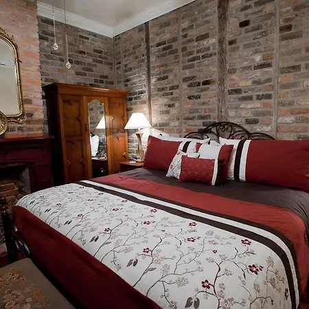 Inn Jazz Quarters 3*