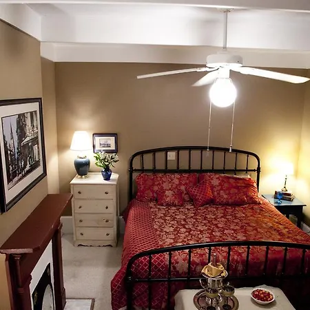 Jazz Quarters Inn 3*