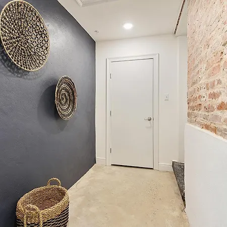 3bd / 6 Guests / Phenomenal Location * New Orleans