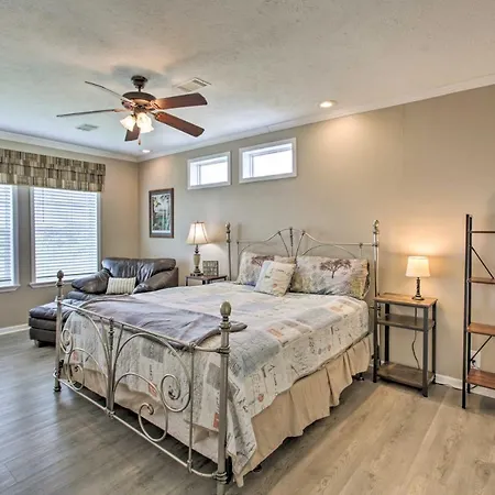 Waterfront W/ Private Dock & Pier Holiday home New Orleans