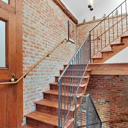 Fab 1838 Garden District 5br With Parking And Balcony Apartment