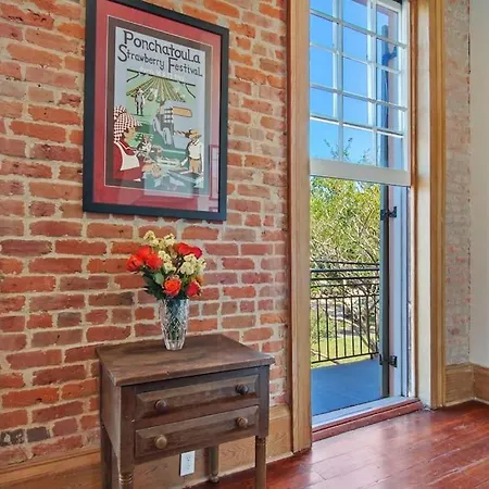 Fab 1838 Garden District 5br With Parking And Balcony