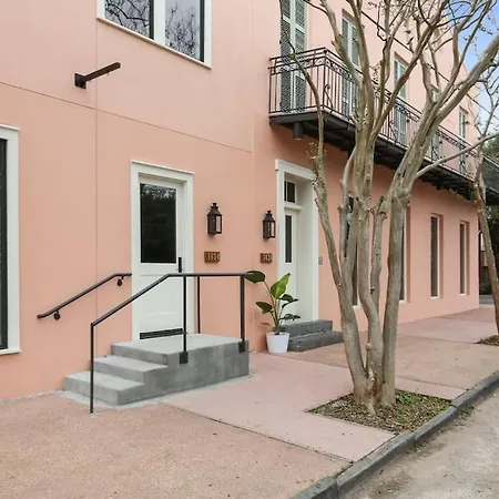 Apartment Fab 1838 Garden District 5br With Parking And Balcony *