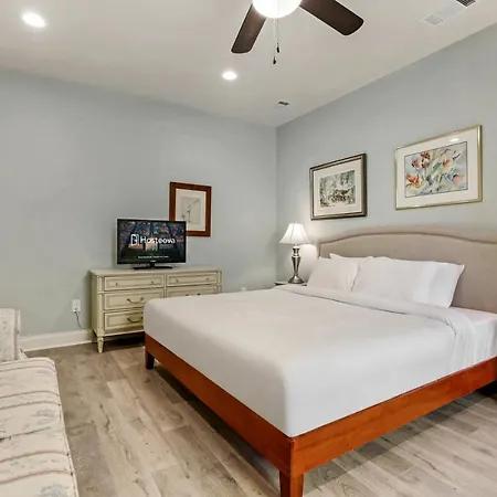 Renovated Historic 4br House Near Magazine St & Uptown New Orleans