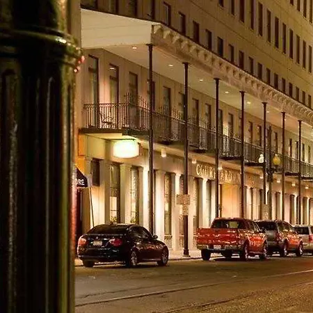 Courtyard By Marriott Downtown Near The French Quarter New Orleans