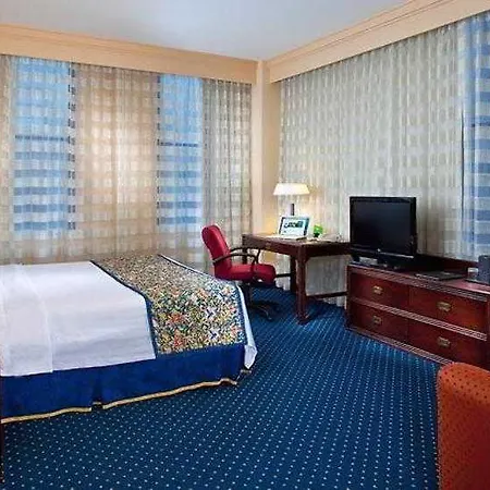 Courtyard By Marriott Downtown Near The French Quarter Hotel