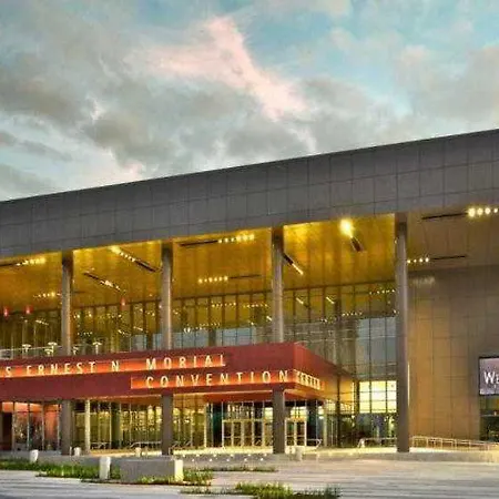Courtyard By Marriott Downtown Near The French Quarter 3*