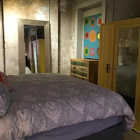 Premier Apartment