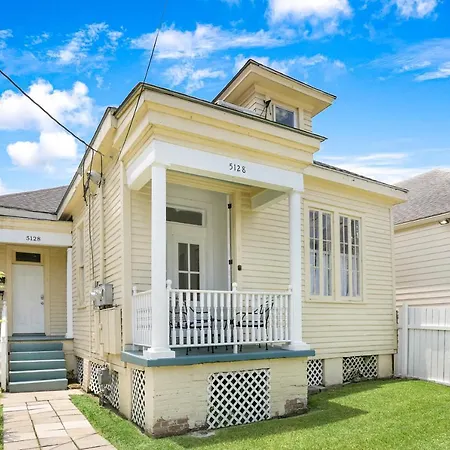 Uptown Spacious 4bd/3ba With Historic Charm * New Orleans