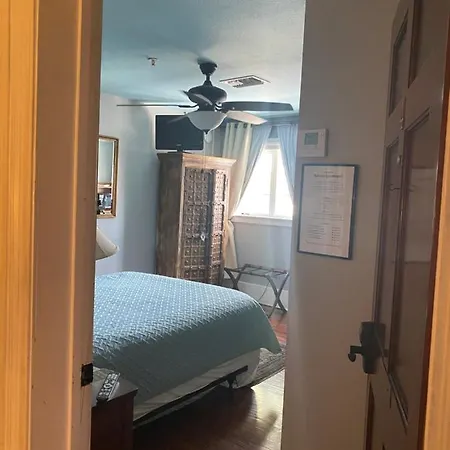 Bed & Breakfast Balcony New Orleans