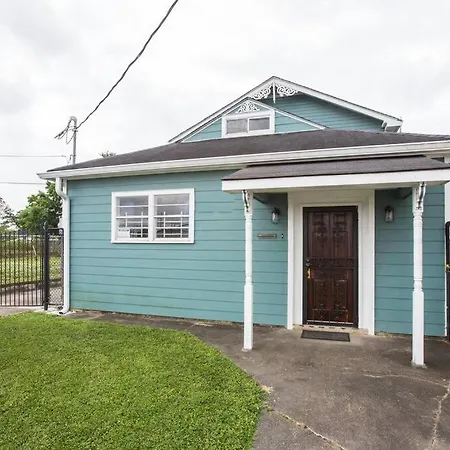 Holiday home Big Easy Charmer License #23-ostr-12410 *