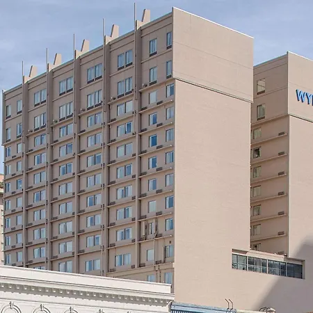 Wyndham French Quarter Hotel