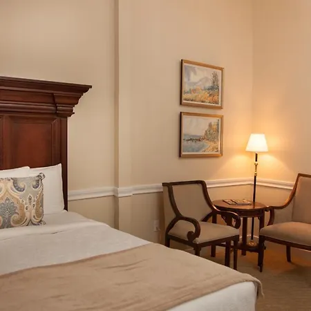 St. Pierre French Quarter Hotel