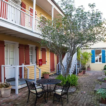 St. Pierre French Quarter Hotel 3*