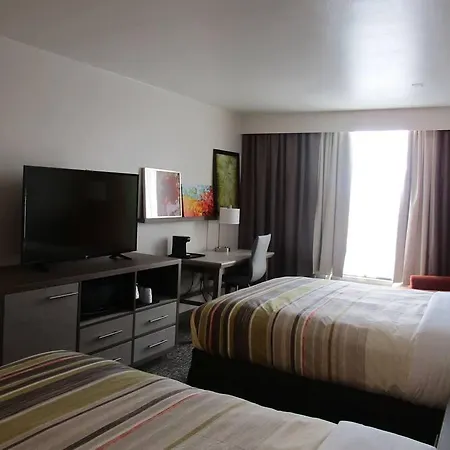 Country & By Radisson, I-10 East, La New Orleans