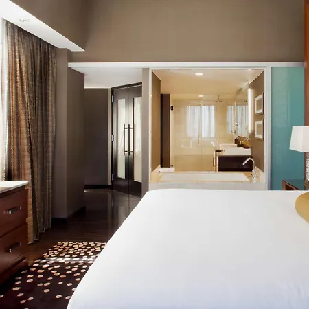 Hyatt Regency 4*