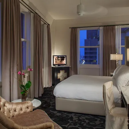 International House Hotel 4*