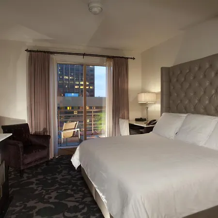 International House Hotel 4*