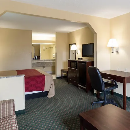 Rodeway & Gentilly Hotel 3*