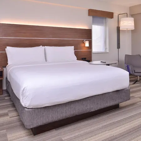 Express - Arts District By Ihg Hotel New Orleans