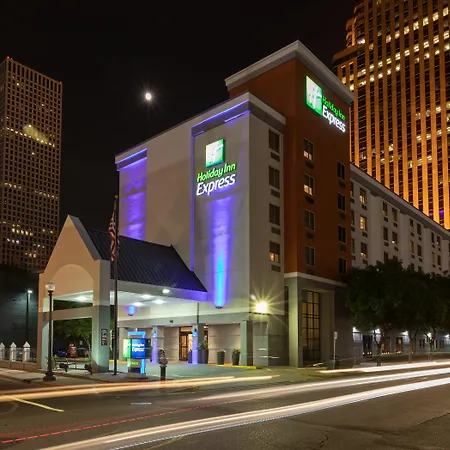 Express Downtown By Ihg Hotel